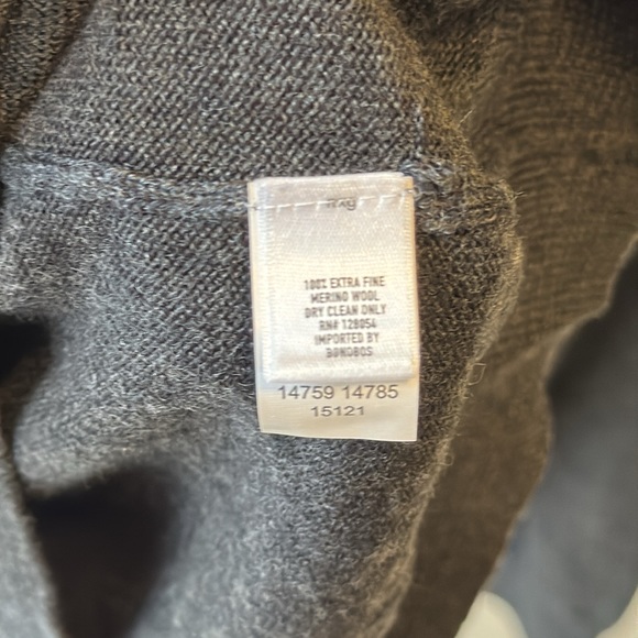 Bonobos Charcoal V Neck Sweater 100% Merino Wool Size S Standard Fit - Picture 4 of 8